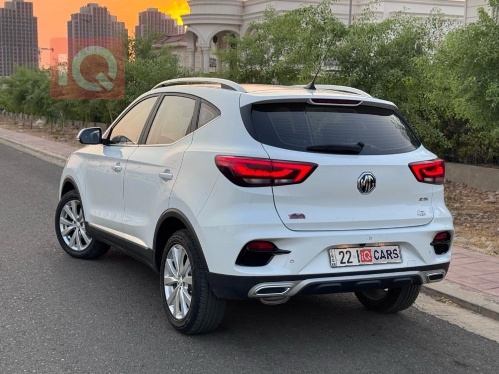 ام جي ZS